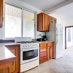 Driftwood Gardens Guesthouse