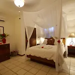Victoria House Resort & Spa