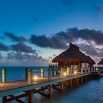Costa Blu Beach Resort, Trademark Collection By Wyndham (Adults Only)