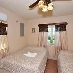 Harada Inn And Suites