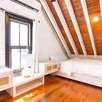 Paradise Cottage 3 Bedroom 4 Beds, 1 Full Bath - Private
