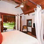 Victoria House Resort & Spa
