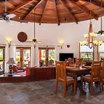 Villa Descanso