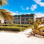 Suite A203 @ Mara Laguna