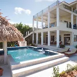 Laguna Gecko Villa