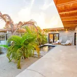 Seabird Dwellings Villa With Private Splash Pool And Dock