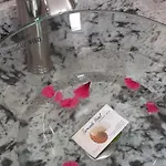 Serenade Hotel