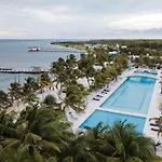 Belize Dive Haven Resort & Marina
