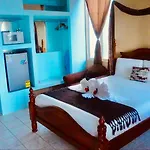 See Belize Tranquil Sea View Studio With Balcony, Infinity Pool & Overwater Deck