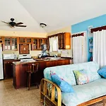 Coral Cove Inn
