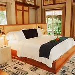 Chan Chich Lodge