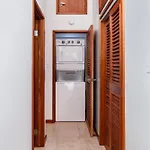 Residences At Barrier Reef 8C Oceanview 2 Bedroom By Stay Floreo