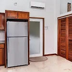 Residences At Barrier Reef 8C Oceanview 2 Bedroom By Stay Floreo