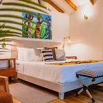 Coconut Row Boutique Hotel