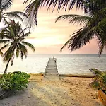 Sundiver Beach Resort
