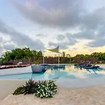 Swan Villas