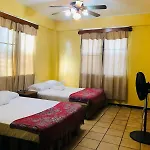 Chaleanor Hotel