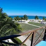 Colibri House