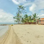 Oceanus Cabanas