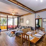 Khalkob\'S Estate