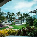 Isla Bonita Yacht Club