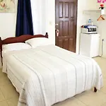 Bella Sombra Guest House Downtown