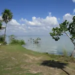Cerros Beach Inn