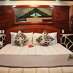 Black Rock Lodge