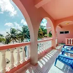 Palm @ Caribe Island