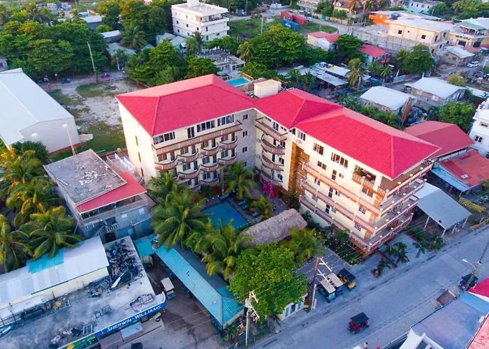 Tropical Palace Hotel