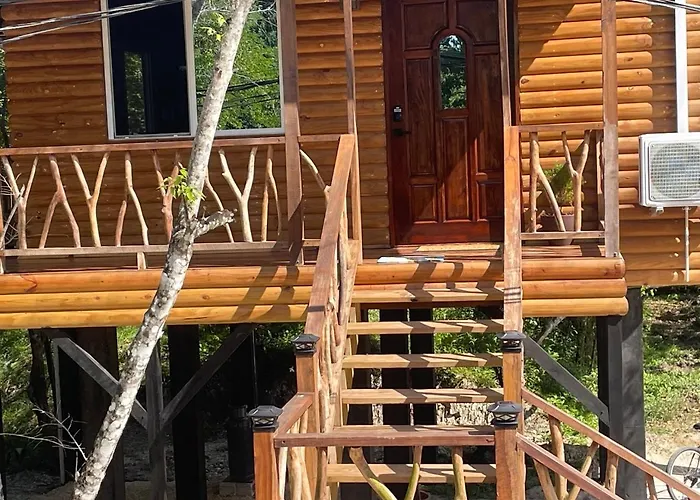 Howler Jungle Cabanas Belize