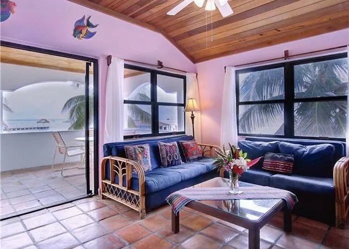 Isla Bonita Yacht Club
