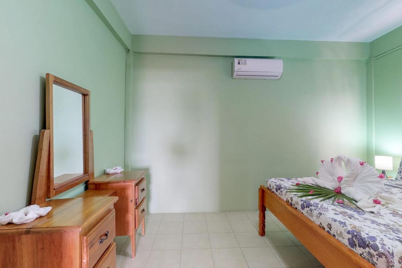 Hotel Laguna 3*