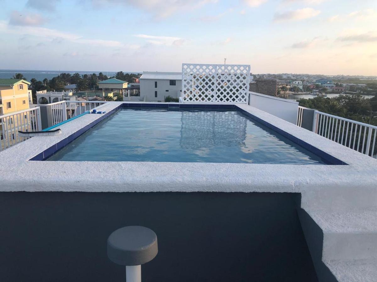 Laguna Hotel 3*