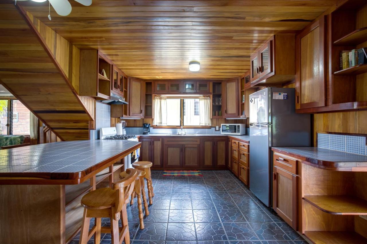Driftwood Gardens Guest house 3*