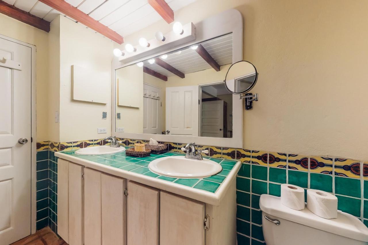 Apartment Beachside Gold Standard Certified Placencia