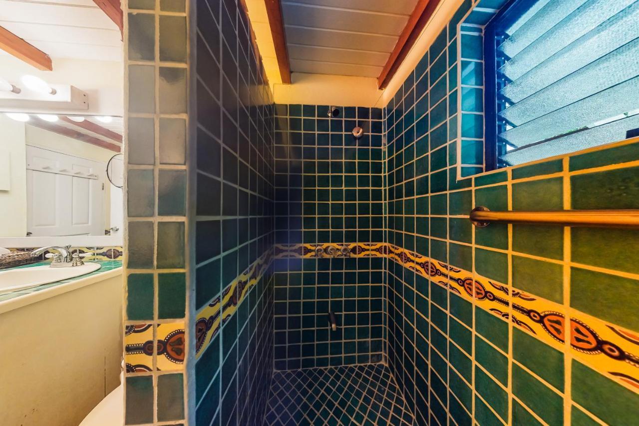 Beachside Gold Standard Certified Apartment Placencia