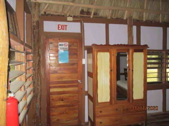 Cerros Hotel Corozal