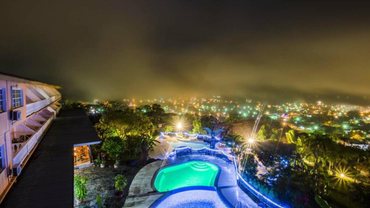 Resort Cahal Pech Village