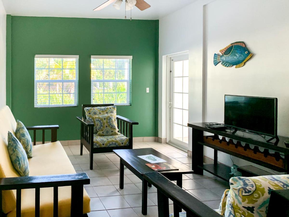 Western Grand Baymen Gardens San Pedro (Ambergris Caye)