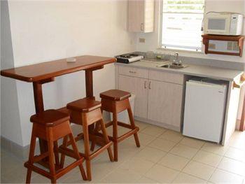 Michelo 3* Placencia