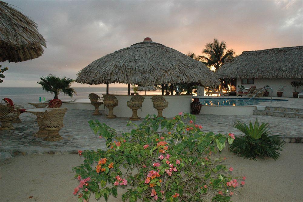 Almond At Jaguar Reef 4*