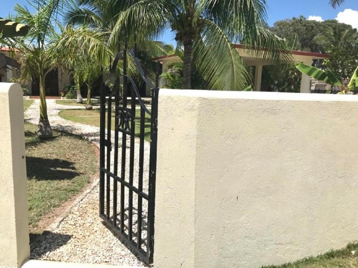 Royale Manor Holiday home Corozal