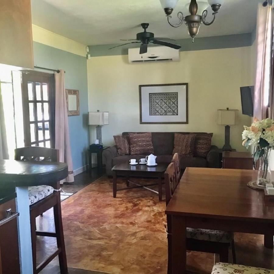 Royale Manor Holiday home *