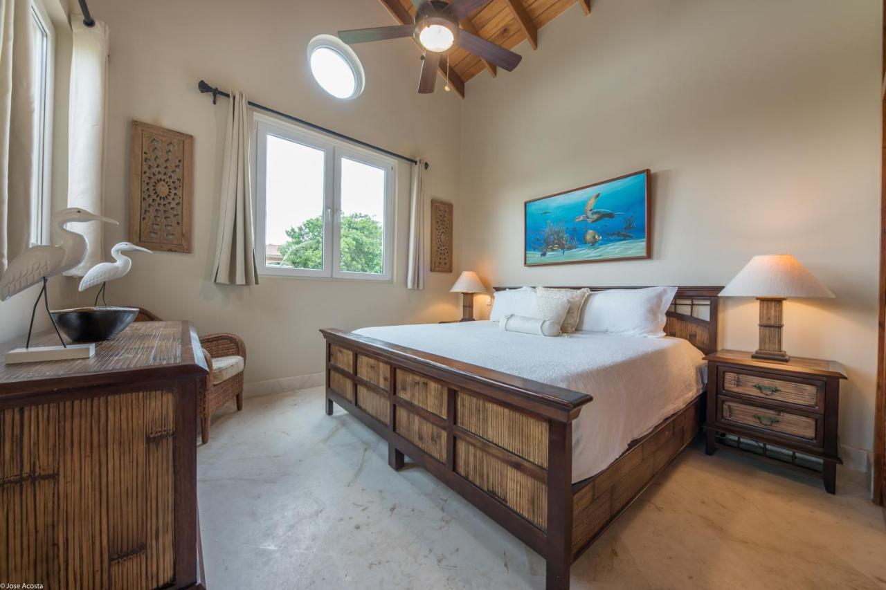 Belizean Cove Estates Luxury Beachfront Villa *