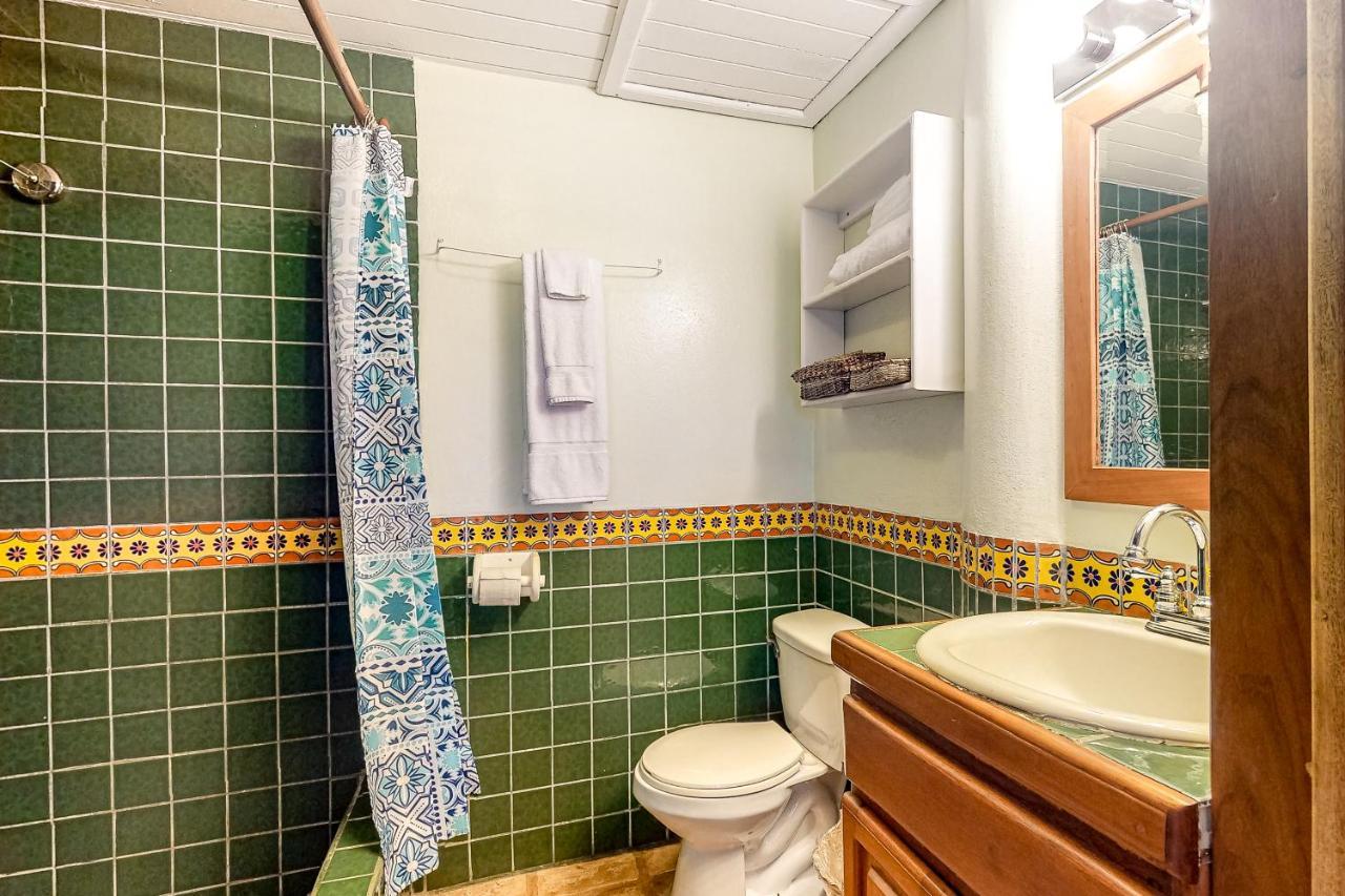 #25 @ Beachside Apartment Placencia