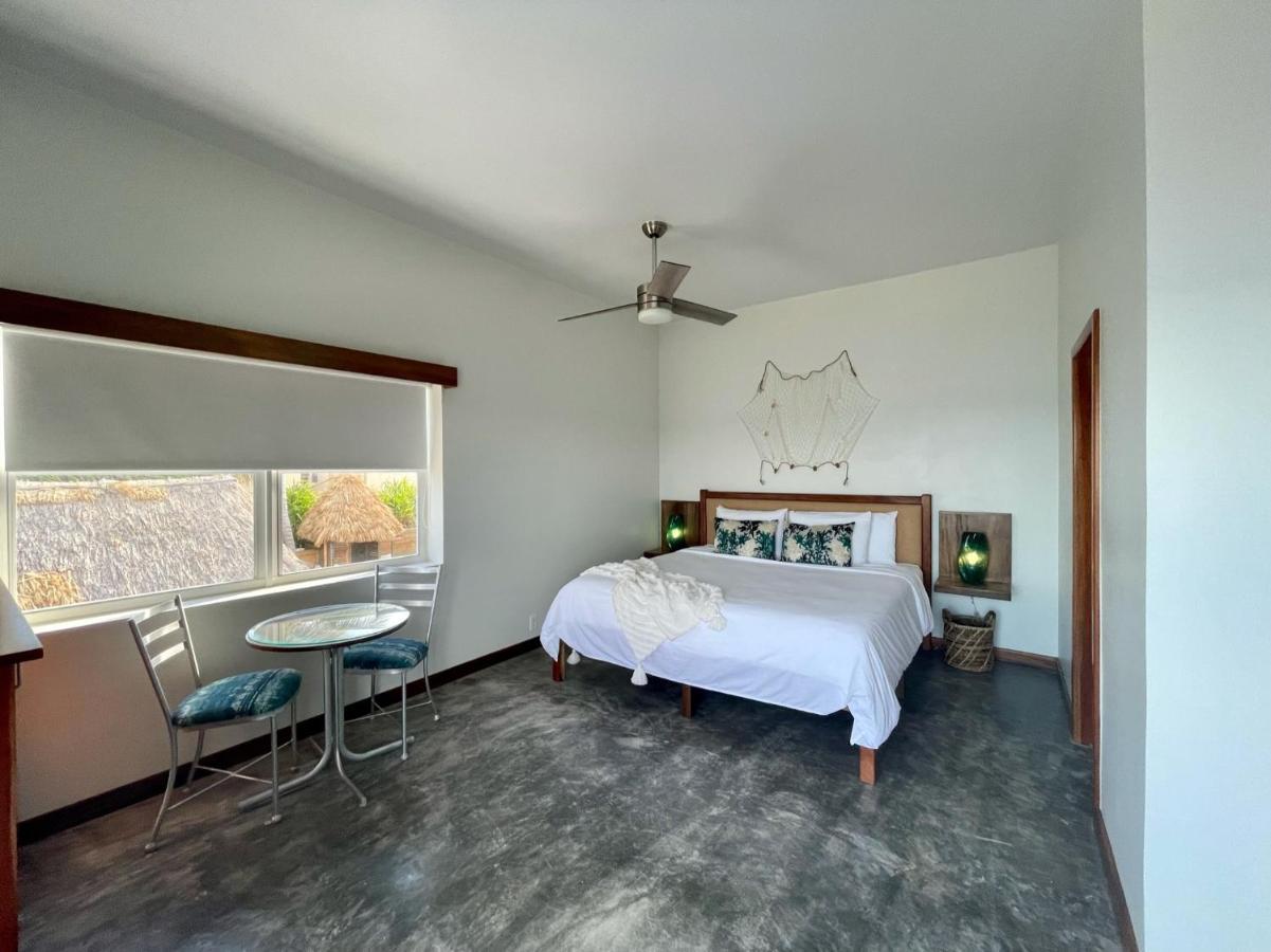 Mata Rocks Hotel 3*