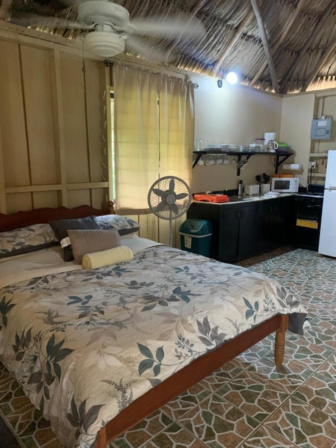 Heavens Gate Beach Bungalows Villa *