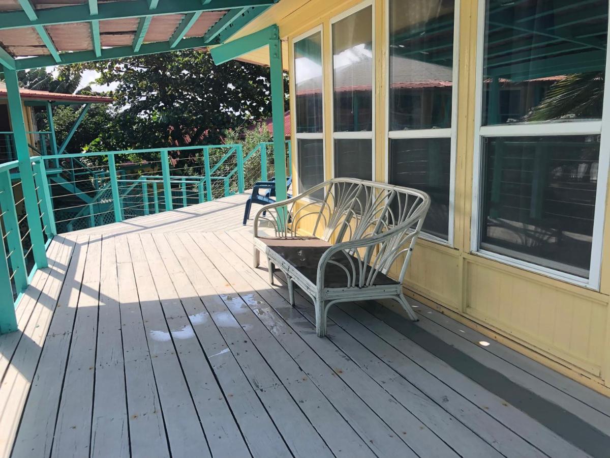 Hotel Nautical Placencia