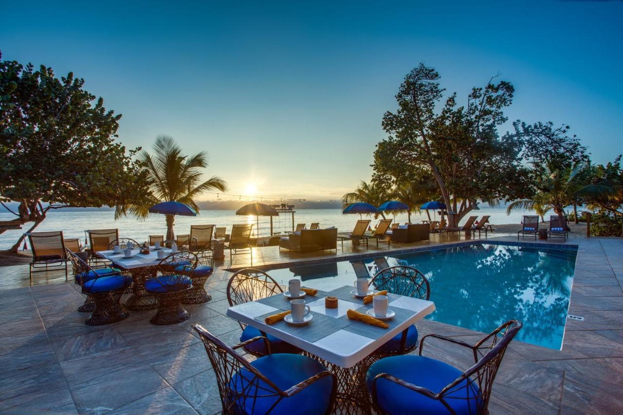 Mariposa Belize 4*